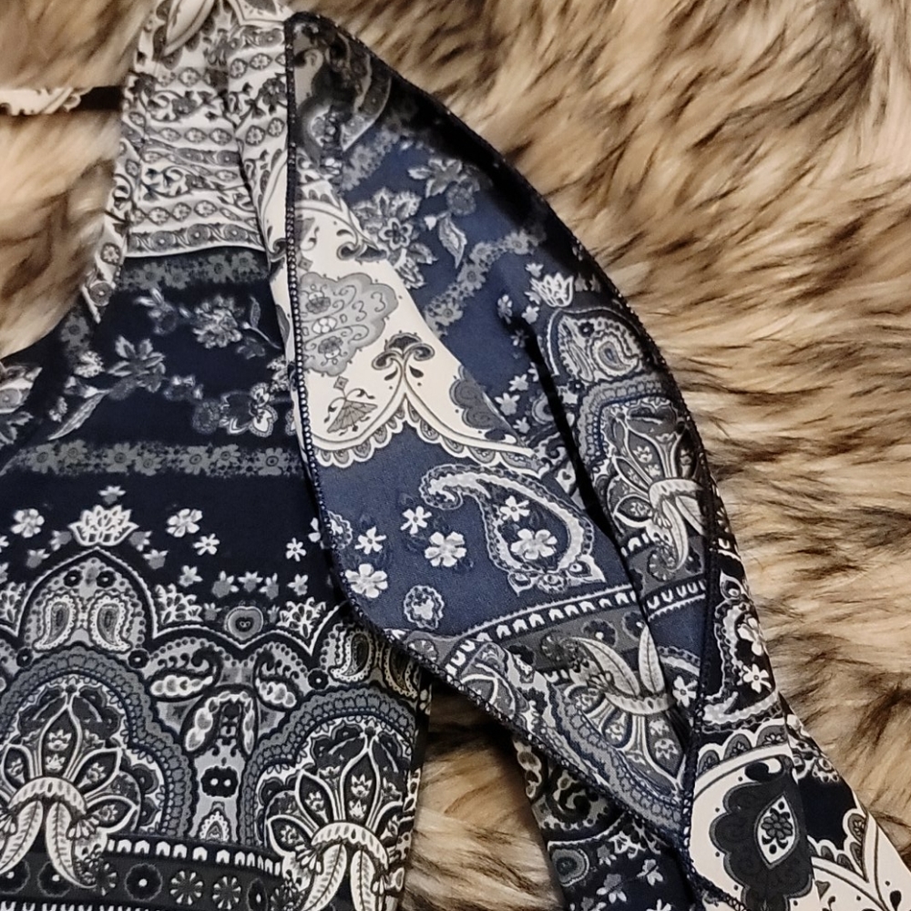 Blue Lace Dress - Picture 4 of 5